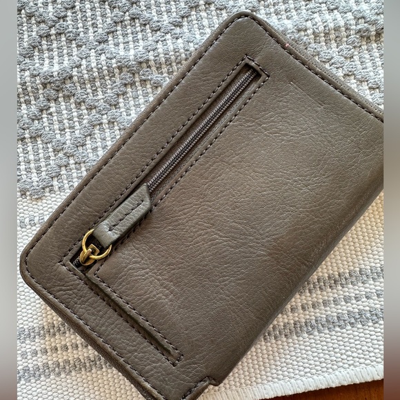 Colourful Fossil Wallet - Picture 3 of 4